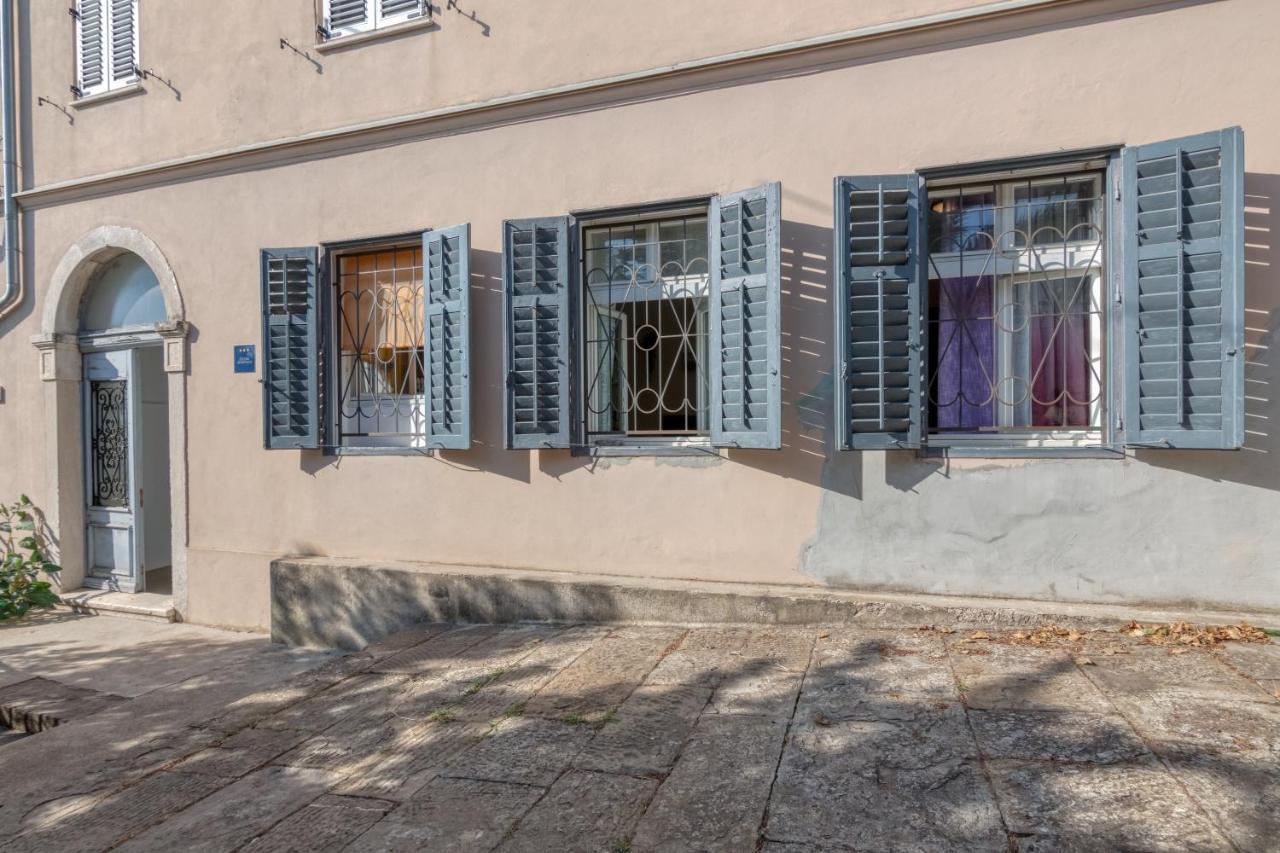 Ljube * Pula